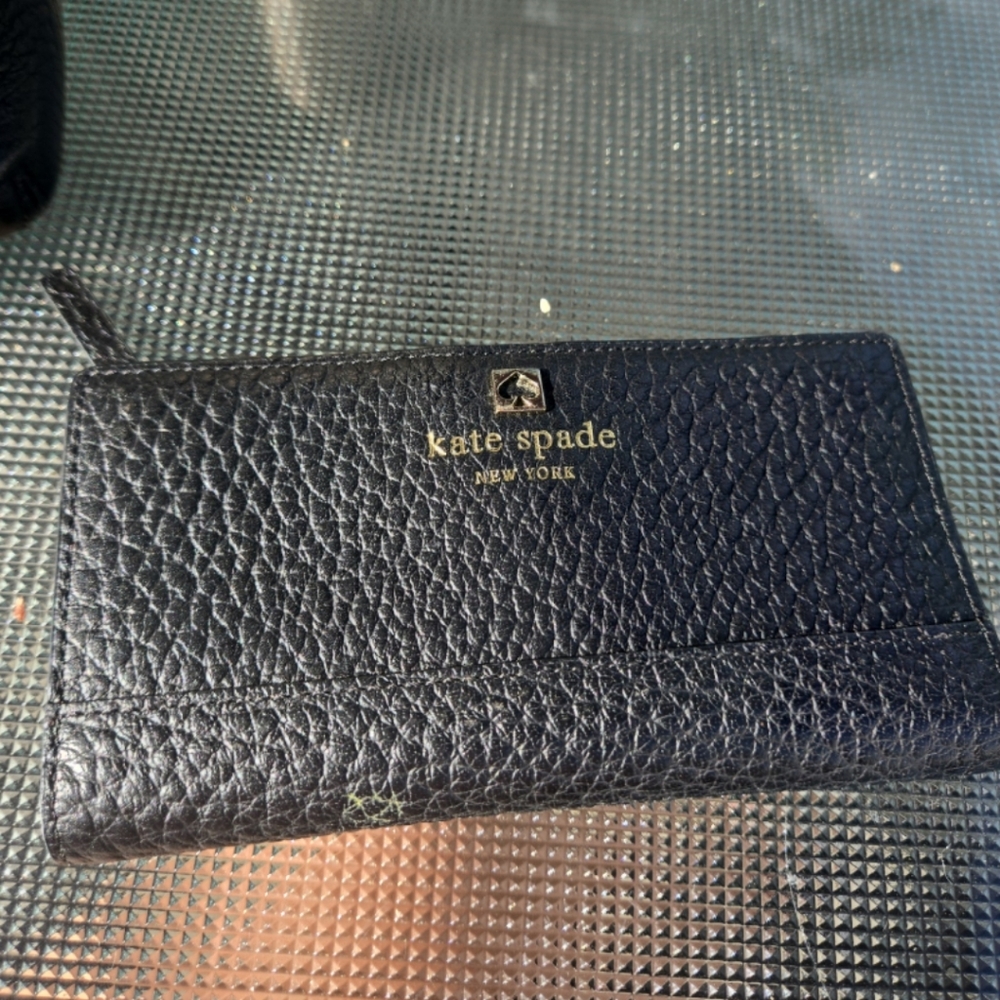 Kate Spade Textured Black Wallet